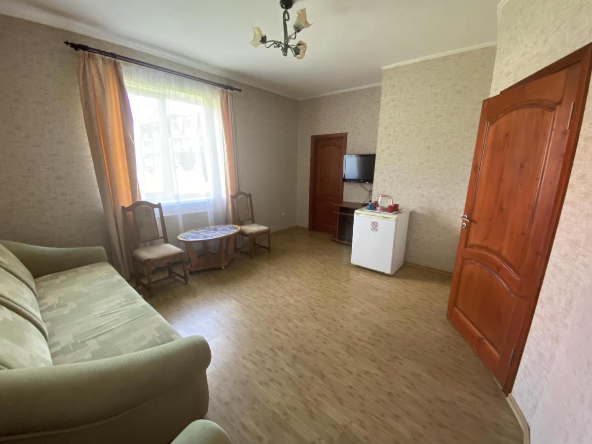Hotel Edelweiss Polyana  Esterno foto